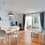 El Descanso Apartment *